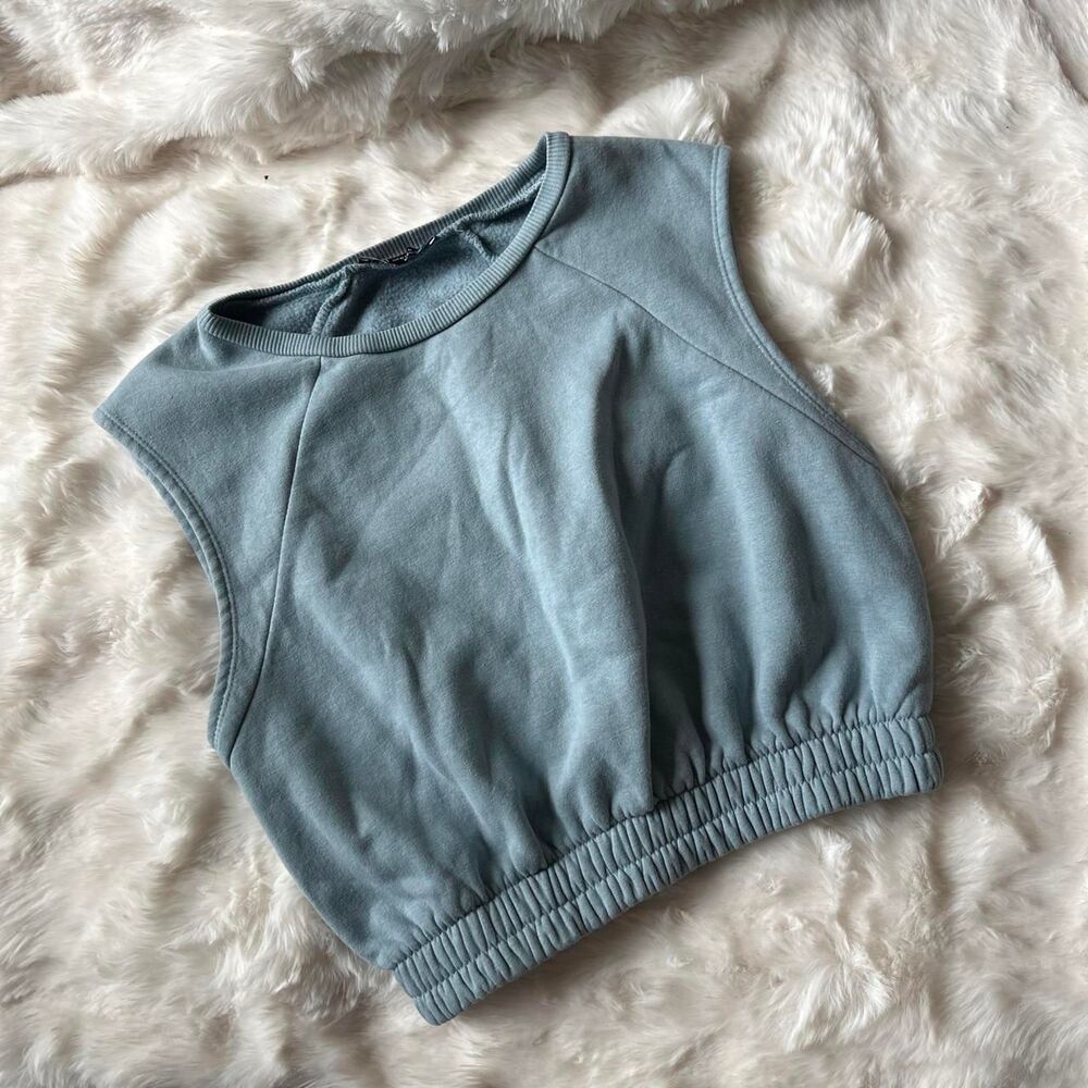 Zara Women's Blue Crop-top